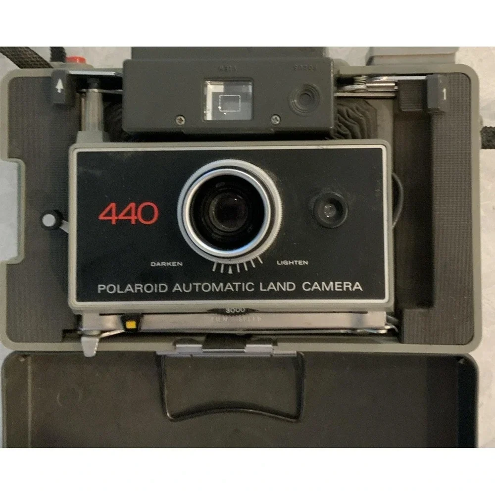 Vtg 1970s Polaroid 440 Folding Automatic Land Camera Untested with Strap!